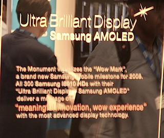 Illustration for article titled Samsung Omnia OLED Screen Is At Least Good for Something